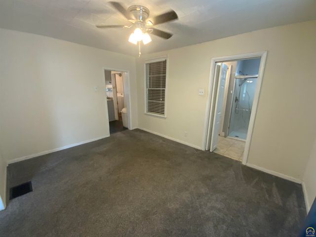 921 SW Frazier AVE, Topeka, KS 66606