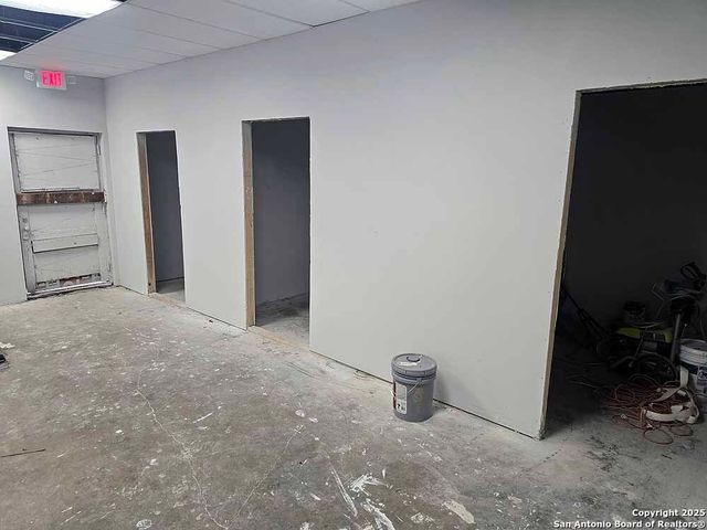 1002 DONALDSON AVE, San Antonio, TX 78228