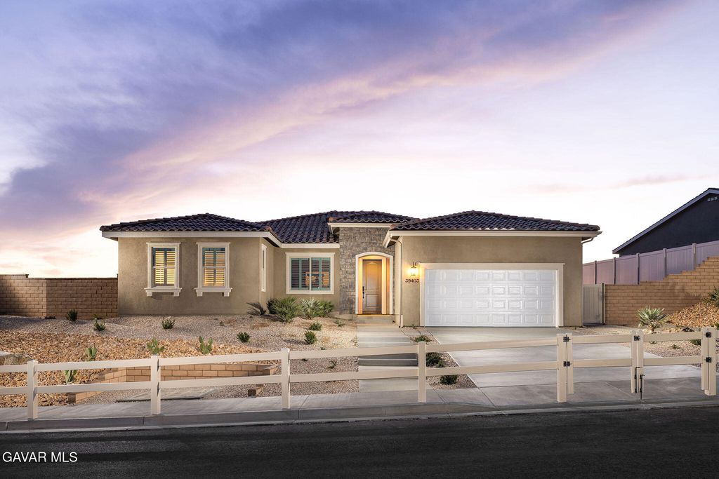 39302 Saddle Drive, Palmdale, CA 93551