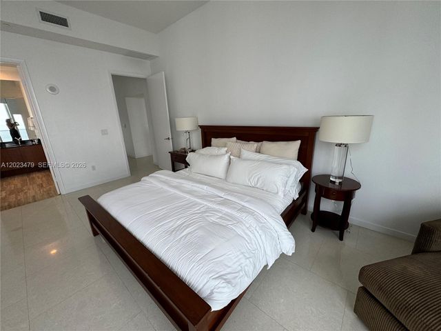 16001 Collins Avenue 4006, Sunny Isles Beach, FL 33160