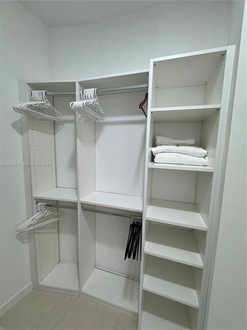 16001 Collins Avenue 4006, Sunny Isles Beach, FL 33160