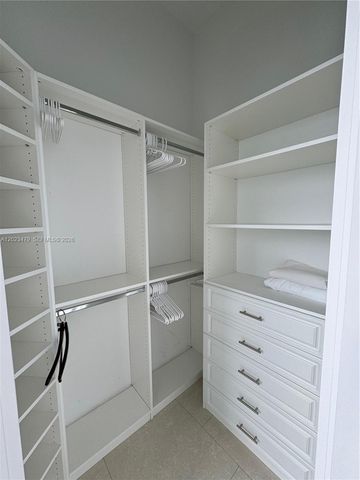 16001 Collins Avenue 4006, Sunny Isles Beach, FL 33160