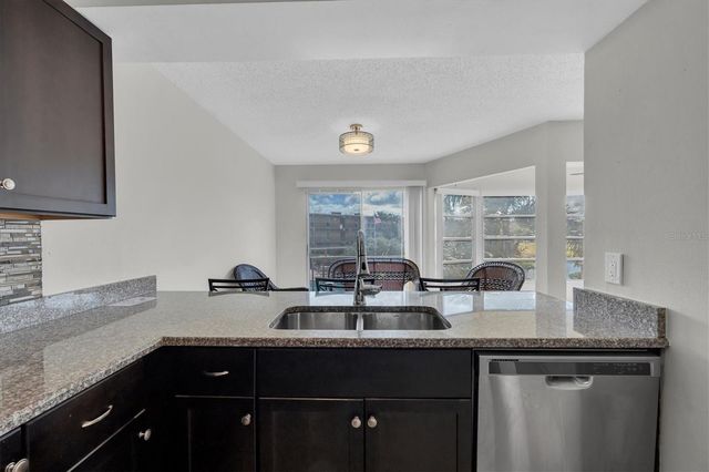 225 COUNTRY CLUB DRIVE A203, Largo, FL 33771