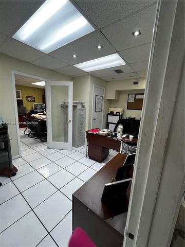 3100 Milam Dairy Rd 112, Miami, FL 33122