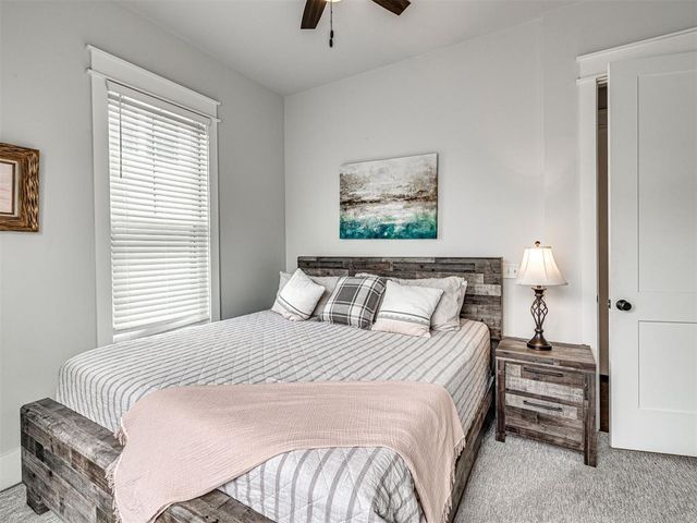 76 Lower Greenway, Carlton Landing, OK 74432