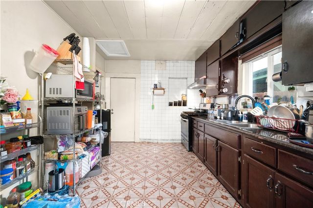 949 Hollins Street, Los Angeles, CA 90023