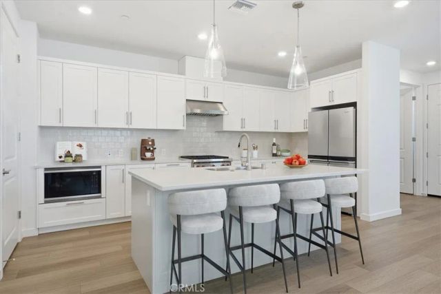 2378 Channel Drive 105, Ventura, CA 93003