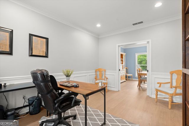 2298 Wickingham Drive NE, Marietta, GA 30066
