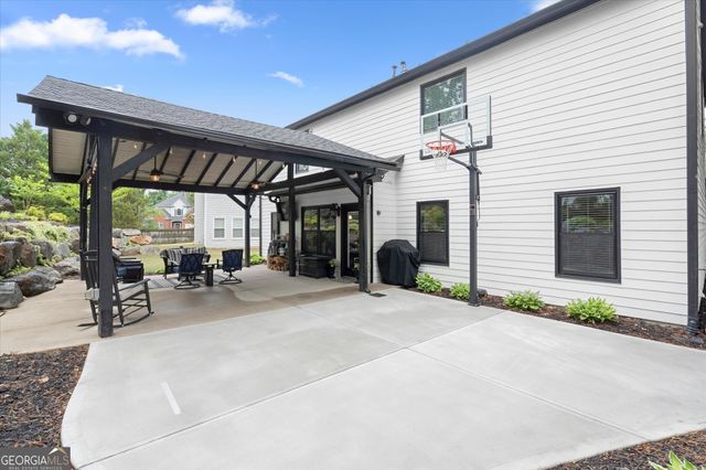 2298 Wickingham Drive NE, Marietta, GA 30066