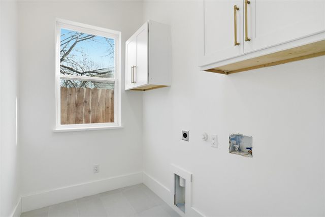 118 Willow Lane, Roanoke, TX 76262