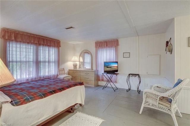 14597 Paul Revere LOOP, North Fort Myers, FL 33917