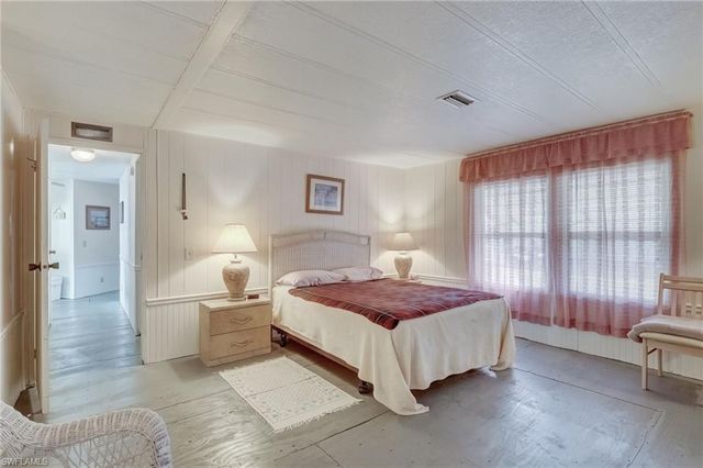 14597 Paul Revere LOOP, North Fort Myers, FL 33917