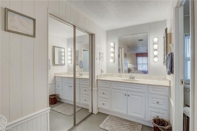 14597 Paul Revere LOOP, North Fort Myers, FL 33917