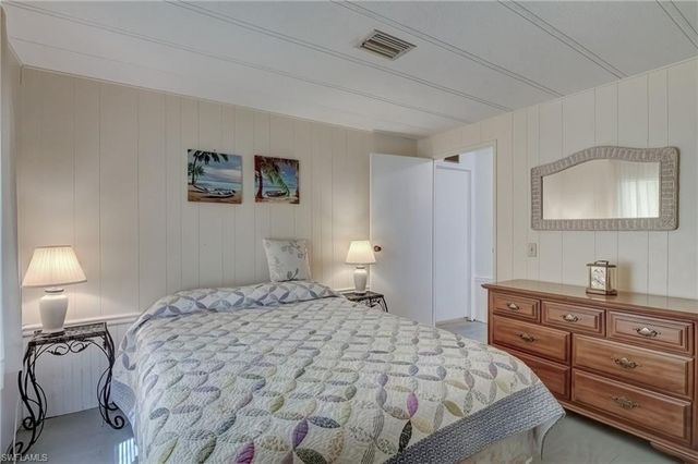 14597 Paul Revere LOOP, North Fort Myers, FL 33917