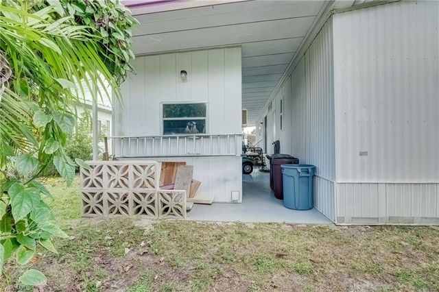 14597 Paul Revere LOOP, North Fort Myers, FL 33917
