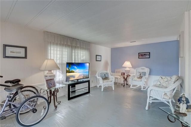 14597 Paul Revere LOOP, North Fort Myers, FL 33917