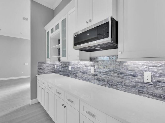 193 ROTONDA BOULEVARD S, Rotonda West, FL 33947