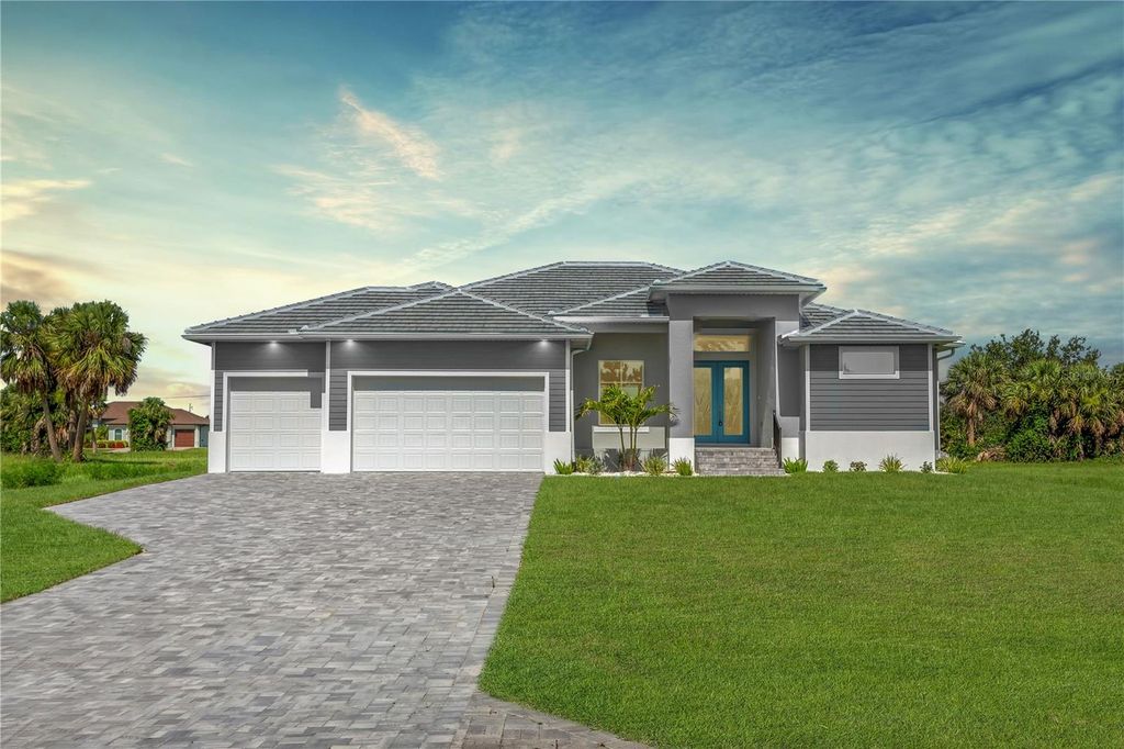 193 ROTONDA BOULEVARD S, Rotonda West, FL 33947