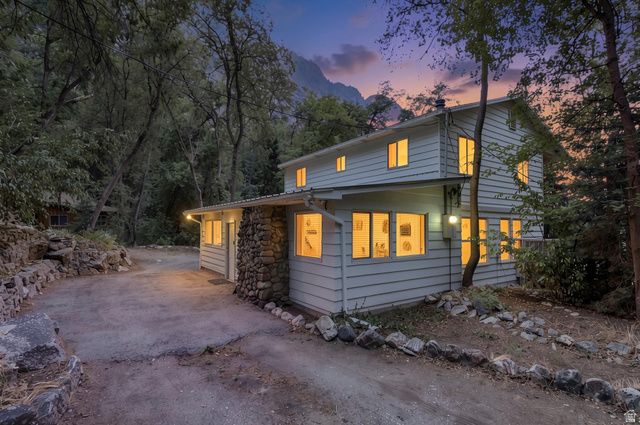 5004 E WASATCH RESORT RD, Sandy, UT 84092