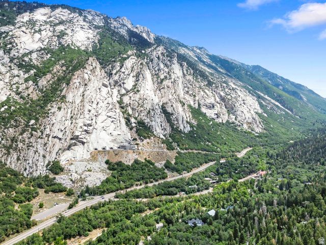 5004 E WASATCH RESORT RD, Sandy, UT 84092