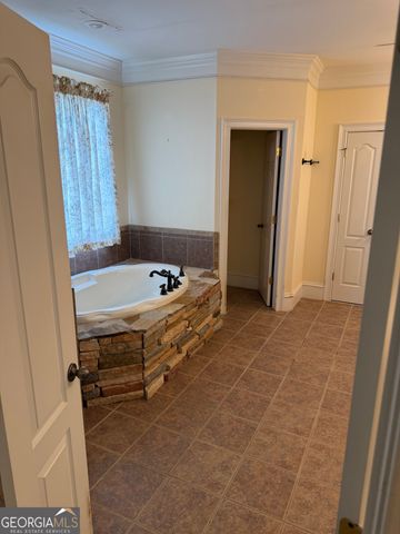 302 Norris Road, Barnesville, GA 30204