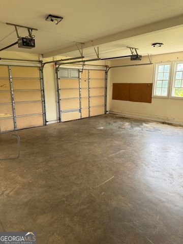 302 Norris Road, Barnesville, GA 30204