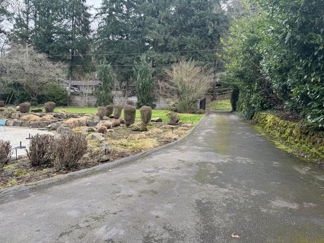 2823 GLEN HAVEN Rd, Lake Oswego, OR 97034