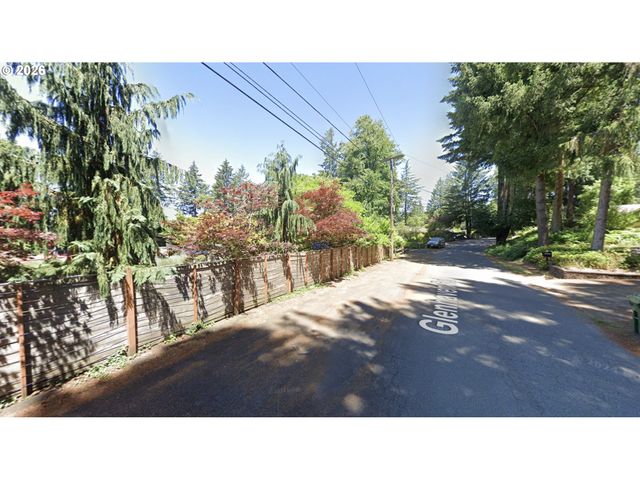 2823 GLEN HAVEN Rd, Lake Oswego, OR 97034