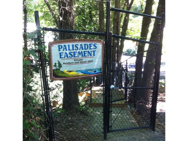 2823 GLEN HAVEN Rd, Lake Oswego, OR 97034