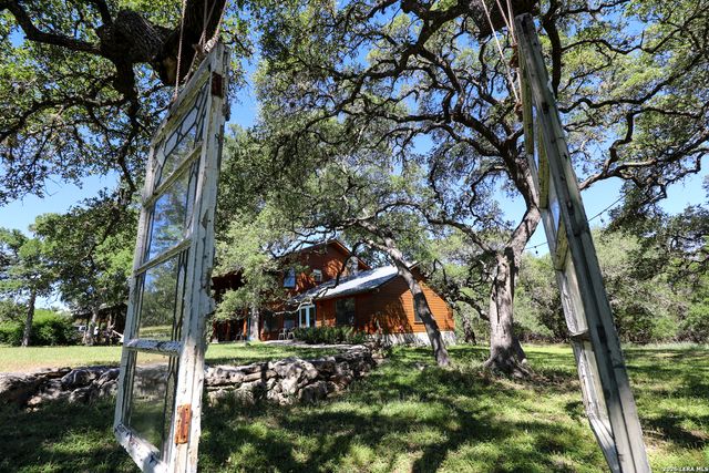 810 Oakwood, San Marcos, TX 78666