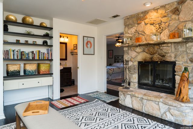 810 Oakwood, San Marcos, TX 78666