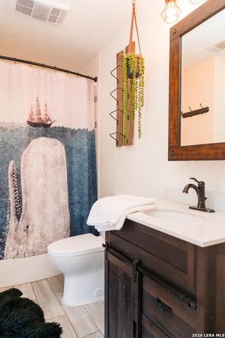 810 Oakwood, San Marcos, TX 78666