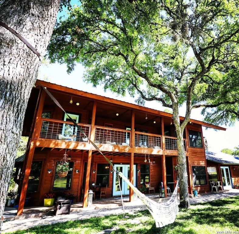 810 Oakwood, San Marcos, TX 78666