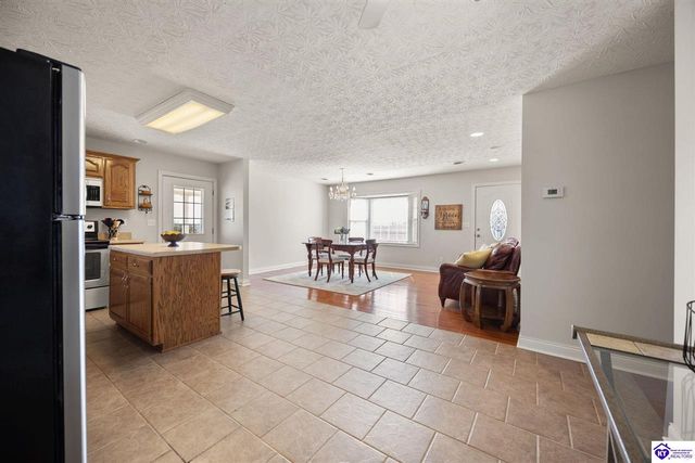 1292 E Gap Hill Road, Cub Run, KY 42729