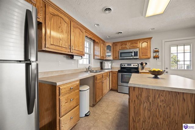 1292 E Gap Hill Road, Cub Run, KY 42729