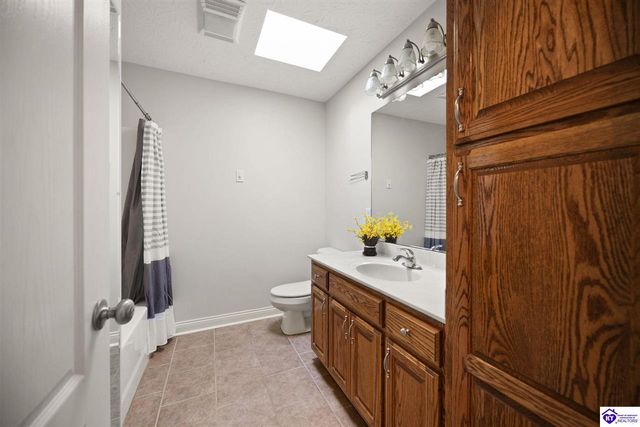 1292 E Gap Hill Road, Cub Run, KY 42729