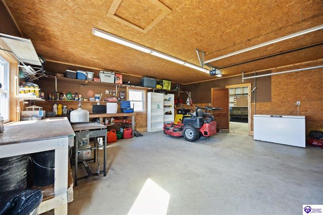 1292 E Gap Hill Road, Cub Run, KY 42729