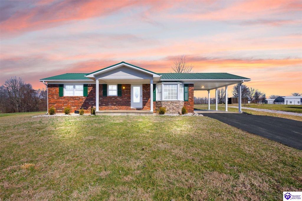 1292 E Gap Hill Road, Cub Run, KY 42729