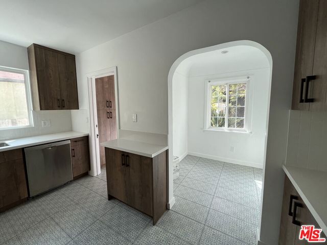 2335 Prosser Avenue, Los Angeles, CA 90064