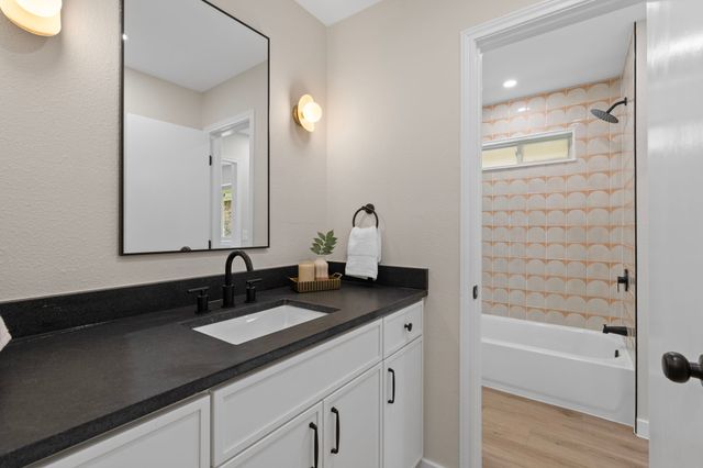 2202 Silver Holly Lane, Richardson, TX 75082