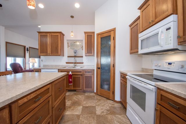 1106 6th Avenue NE, Dilworth, MN 56529