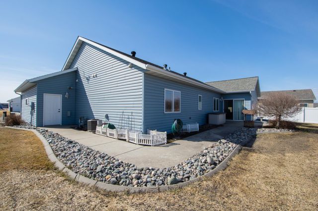 1106 6th Avenue NE, Dilworth, MN 56529