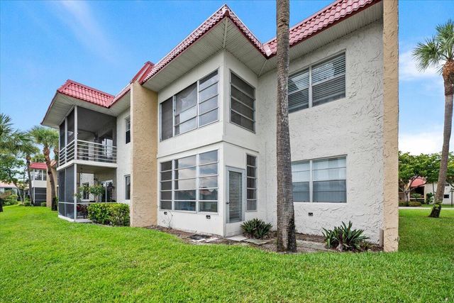 190 Lake Evelyn Drive 190, West Palm Beach, FL 33411