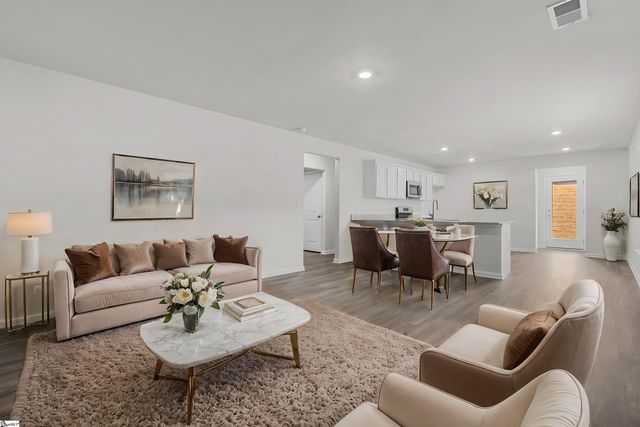 1010 S Welcome Road, Greenville, SC 29611