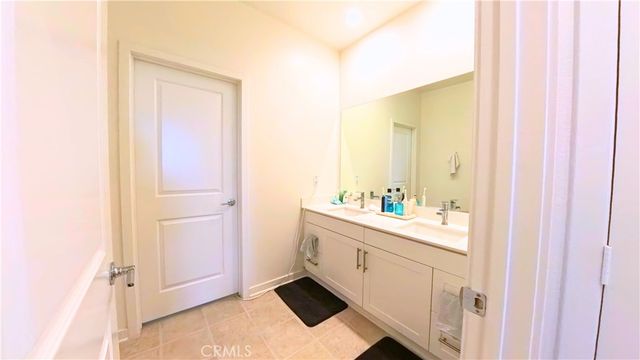 6035 Rio Bravo, Eastvale, CA 92880