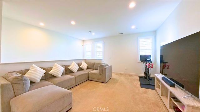 6035 Rio Bravo, Eastvale, CA 92880