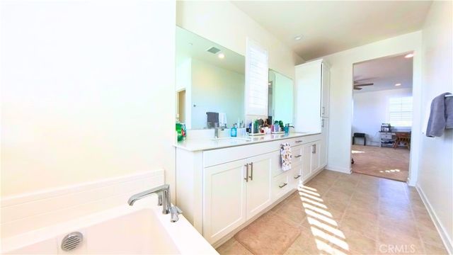 6035 Rio Bravo, Eastvale, CA 92880