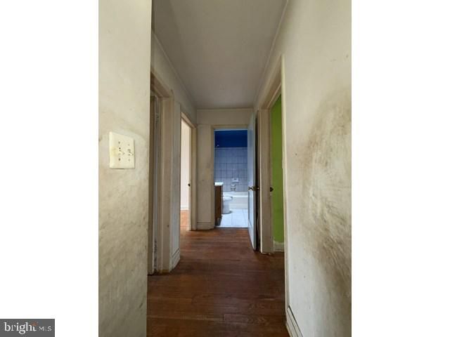 8648 OAK RD, Baltimore, MD 21234