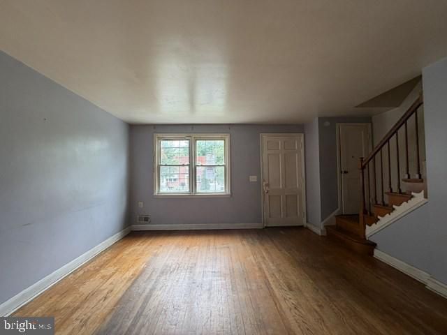 8648 OAK RD, Baltimore, MD 21234