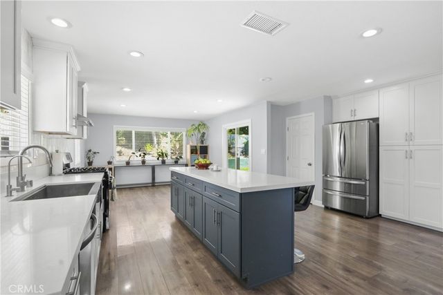 15811 Rosalita DR, La Mirada, CA 90638